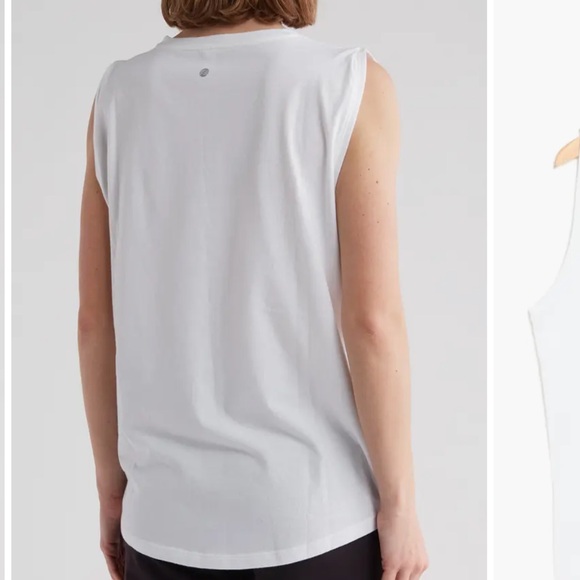Zella White Muscle Tank Tee Small Top NWOT - Picture 8 of 9